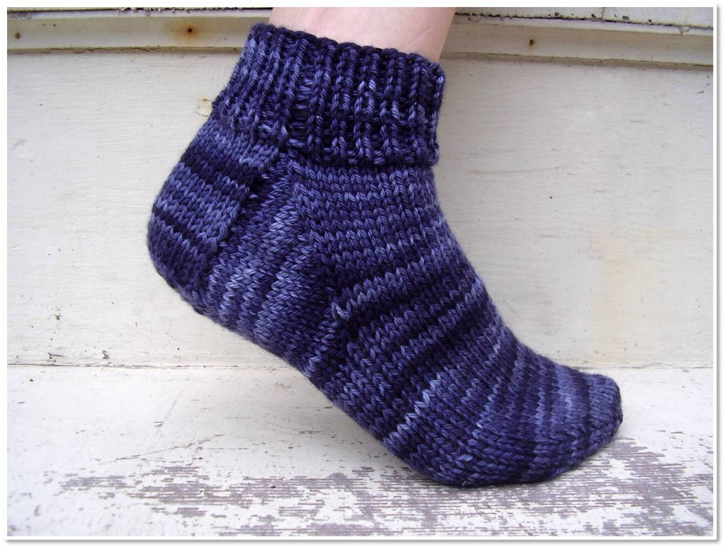 Free Knitting Patterns For Bed Socks Free Knitting Pattern Easy Peasy Socks Shiny Happy World