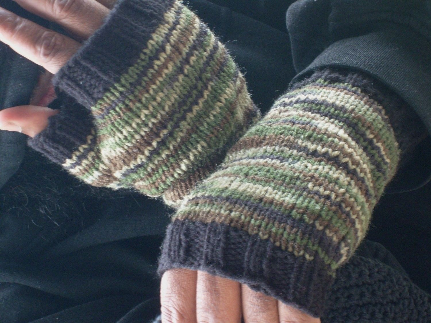 Mens Fingerless Gloves Knit Pattern Hand Made Hand Knit Fingerless Gloves For Men In Green And Black