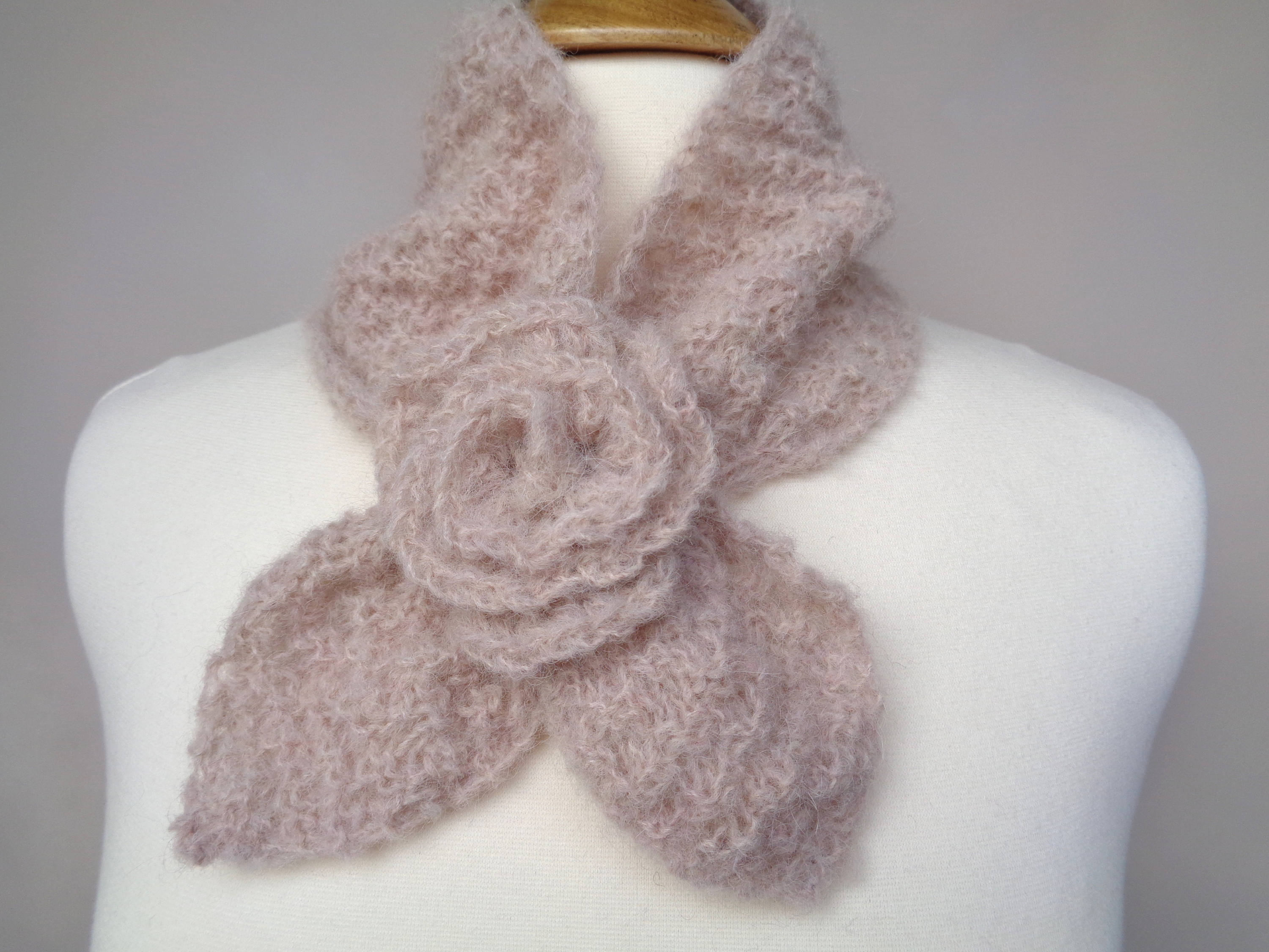 Ascot Scarf Knitting Pattern Ascot Scarf With Rose Flower Ba Alpaca Light Brown Pull Through Keyhol
