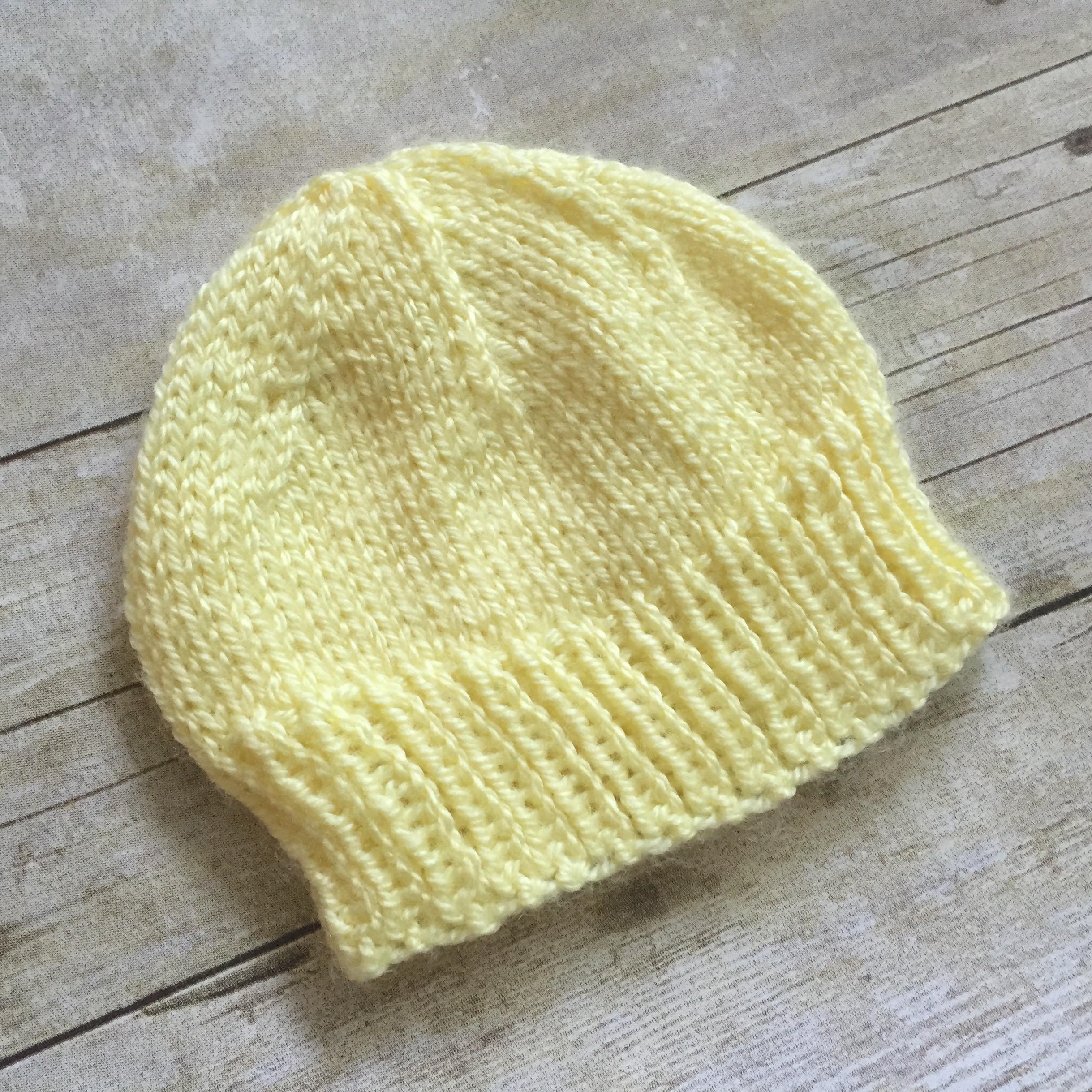 Baby Beanie Hat Knitting Pattern Newborn Ba Hat To Knit Free Knitting Pattern Swanjay