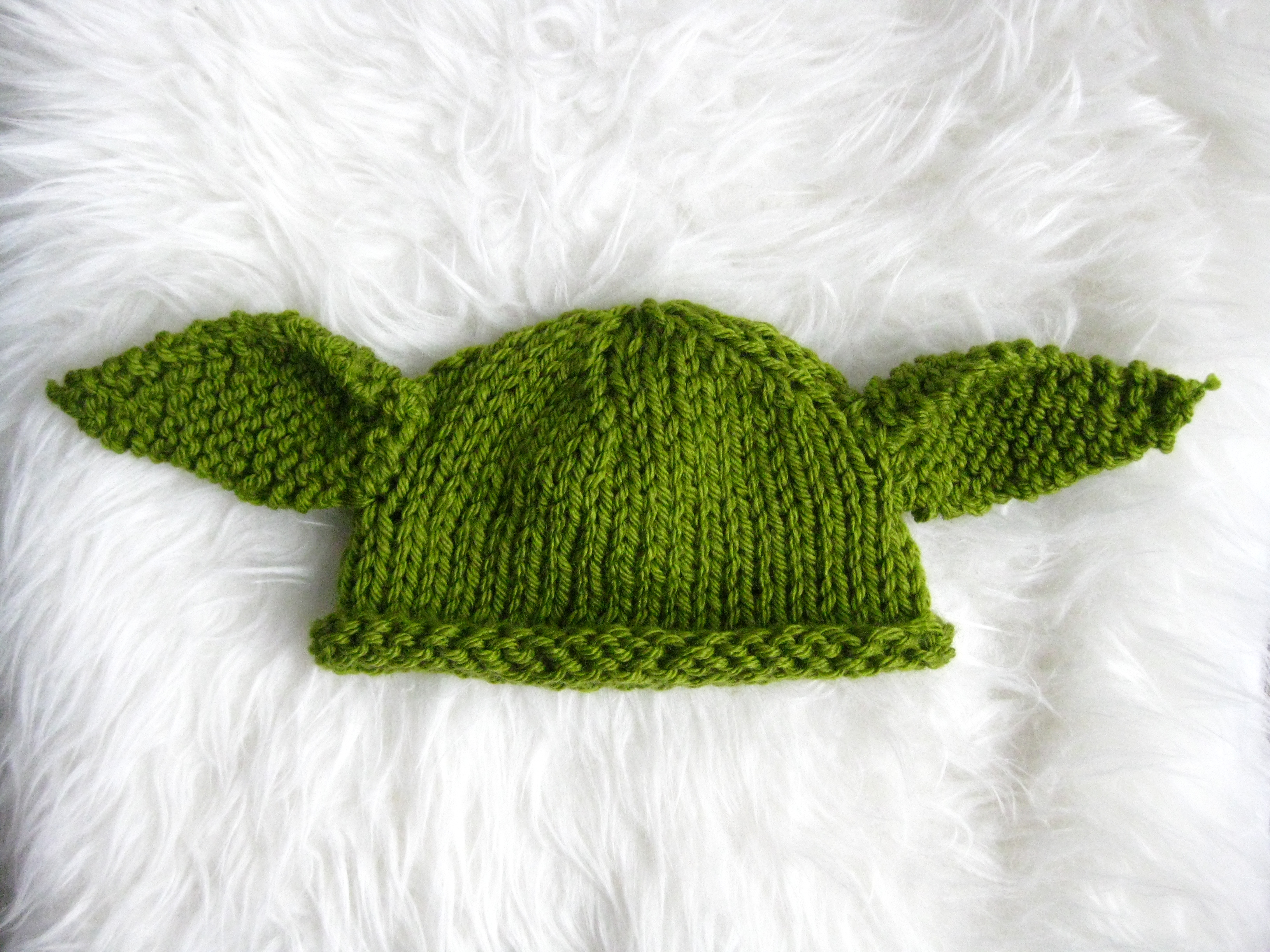 Baby Knitted Hat Pattern Ba Yoda Knit Hat With Free Pattern Fuzzyclouddesigns Blog
