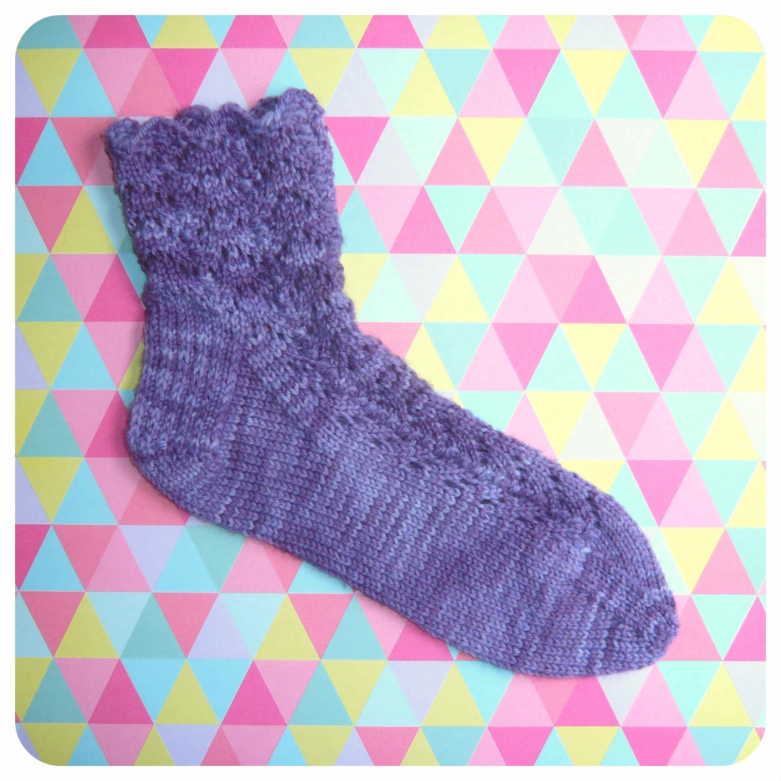 Bendigo Knitting Mills Patterns Shara Lambeth Designs Alegria Socks Pattern