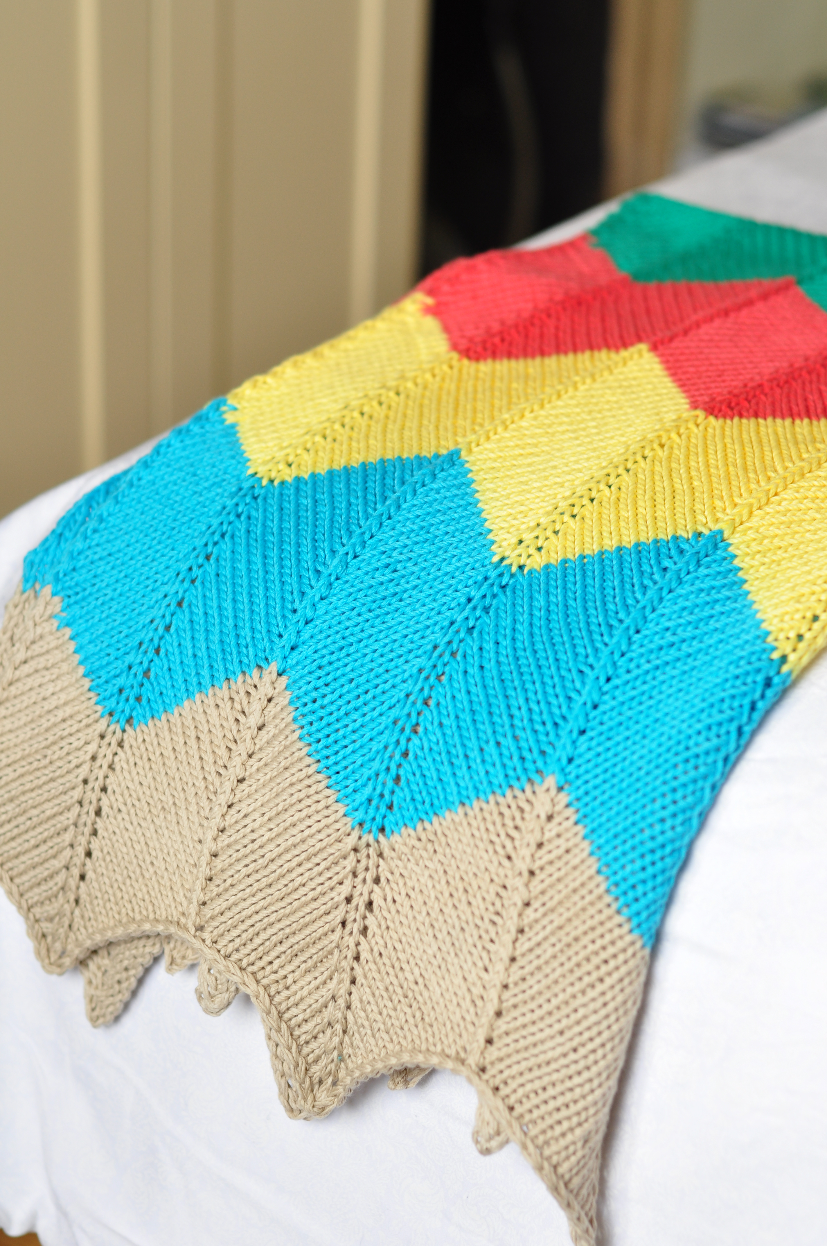 Chevron Knit Blanket Pattern A Chevron Ba Blanet Crafty Tails