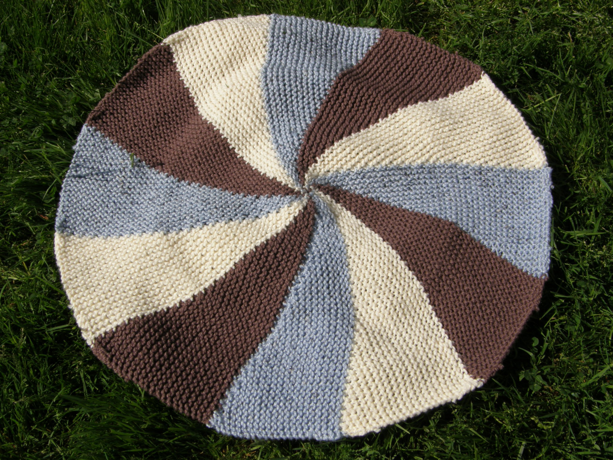 Circular Loom Knitting Patterns Pinwheel Blanket Edgingyes We Have Progress Gettin It Pegged