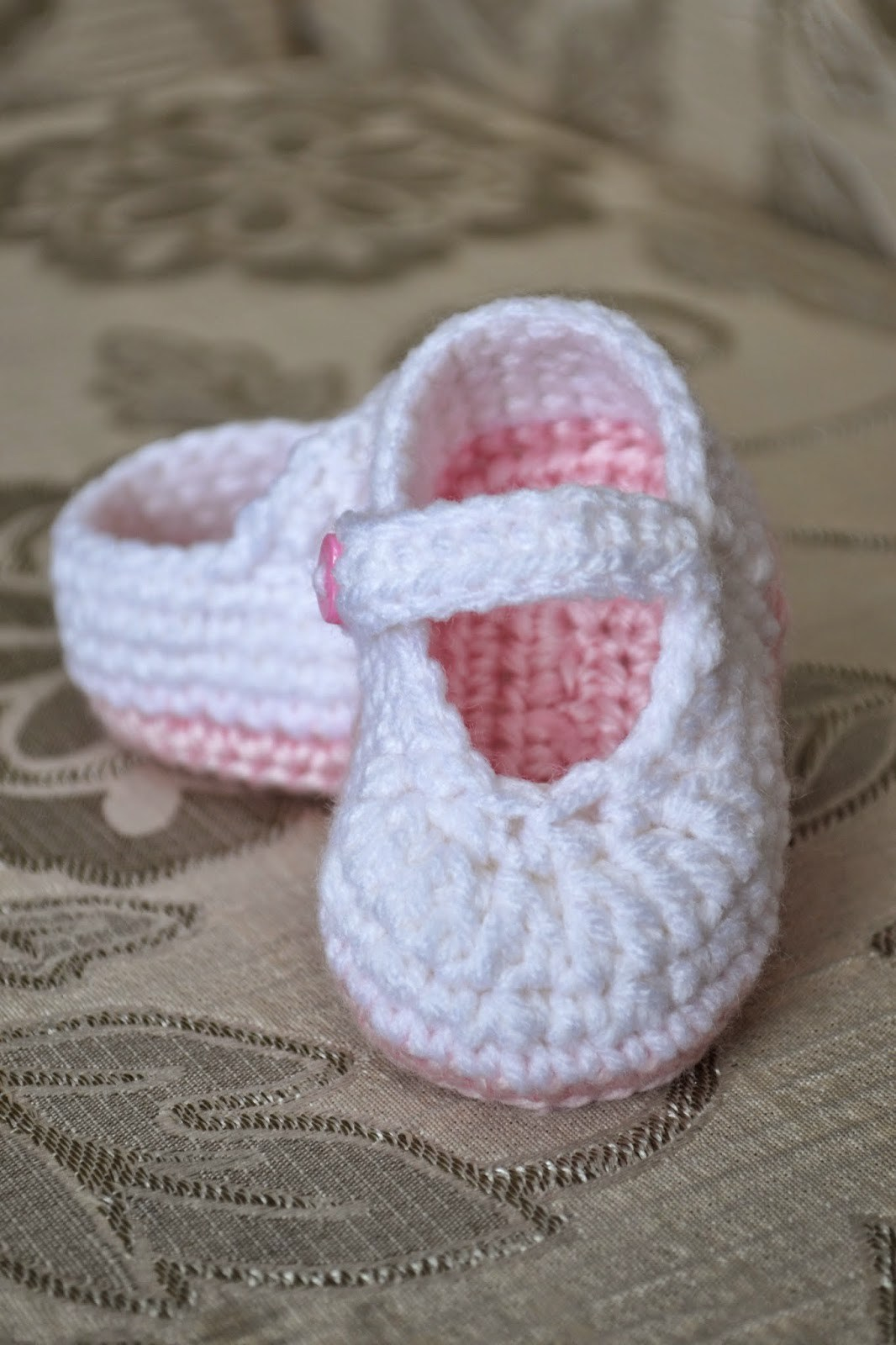 Converse Knitted Slippers Pattern Crochet Slipper Patterns Knitting Note Cards Crochet Patterns