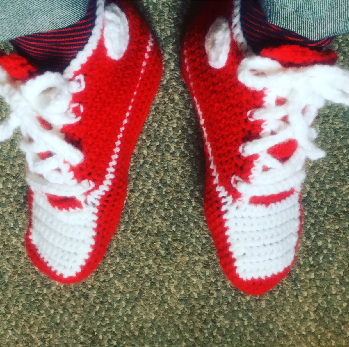 Converse Knitted Slippers Pattern Jeffery Straker On Twitter I Often Wear Red Converse Sneakers