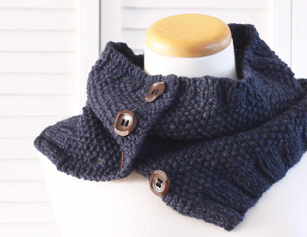 Cowl Knitted Scarf Patterns Free Knitting Pattern Cowl The Blue Night Cowl Deux Brins De Maille