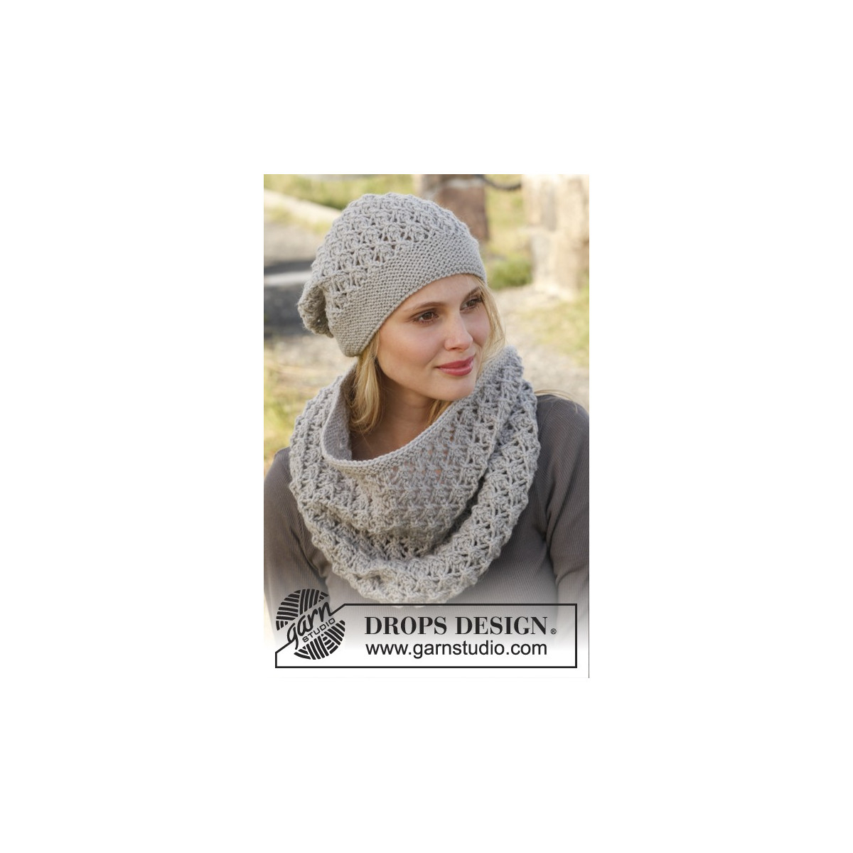 Drops Knitting Patterns Autumn Mist Drops Design Knitted Neck Warmer And Hat Pattern