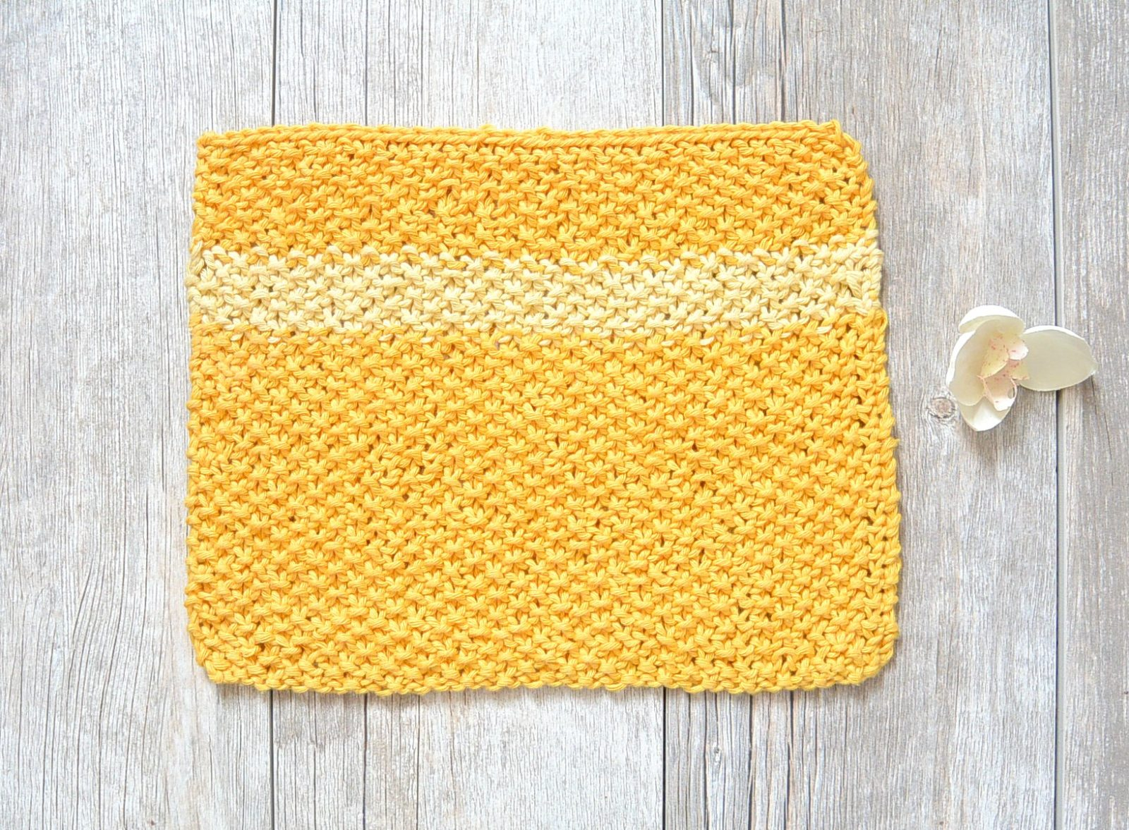 Easy Dishcloth Knit Pattern Easy Knit Waschloth Pattern Sunshine Washcloth Mama In A Stitch