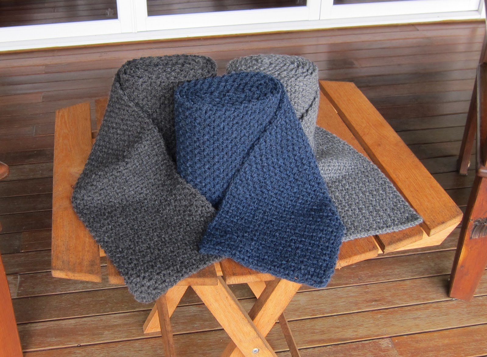 Easy Scarf Knitting Patterns For Men Crochet Obsession Make A Mans Scarf Using An Easy Crochet Pattern