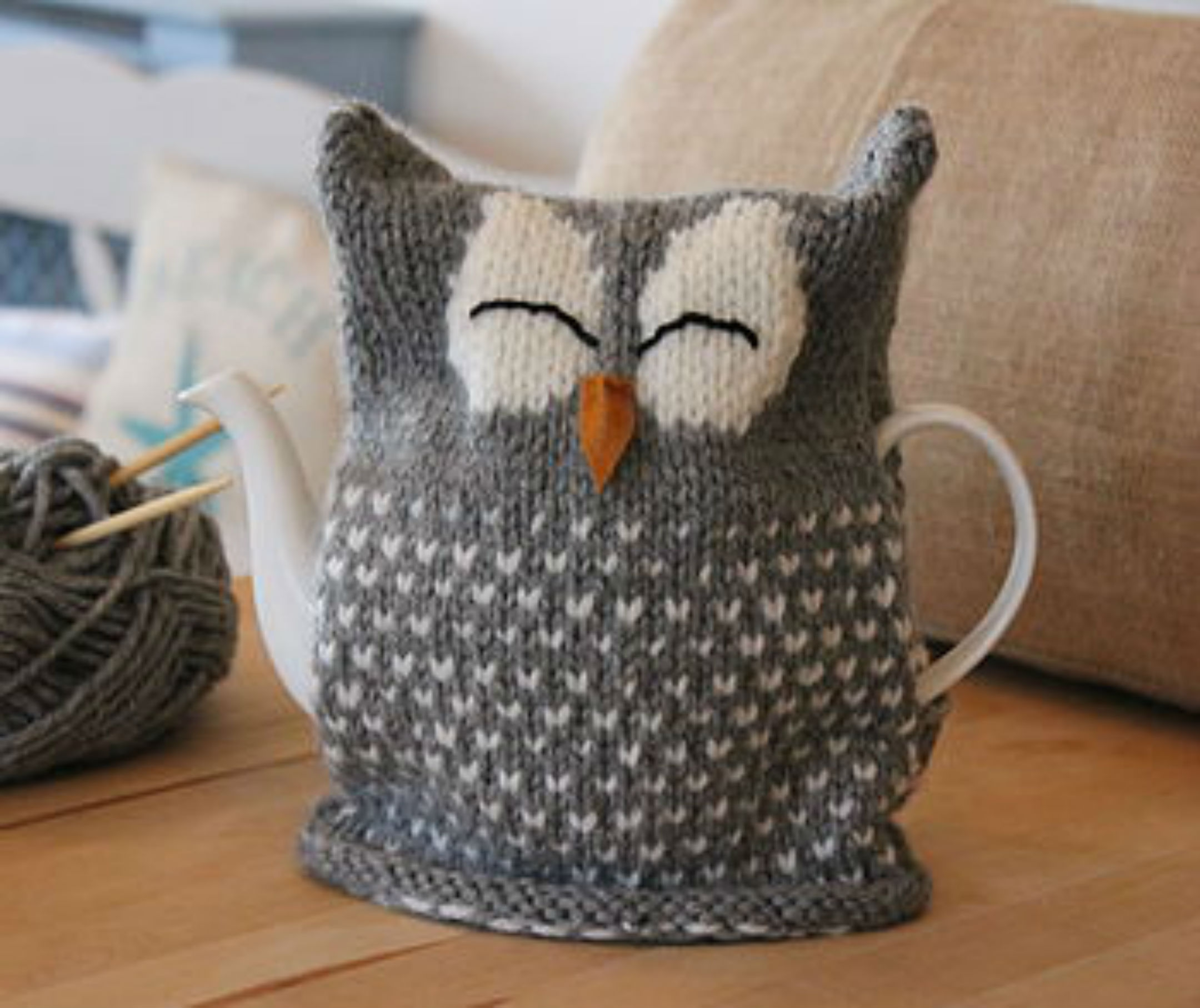 Easy To Follow Knitting Patterns Sleeping Owl Tea Cosy