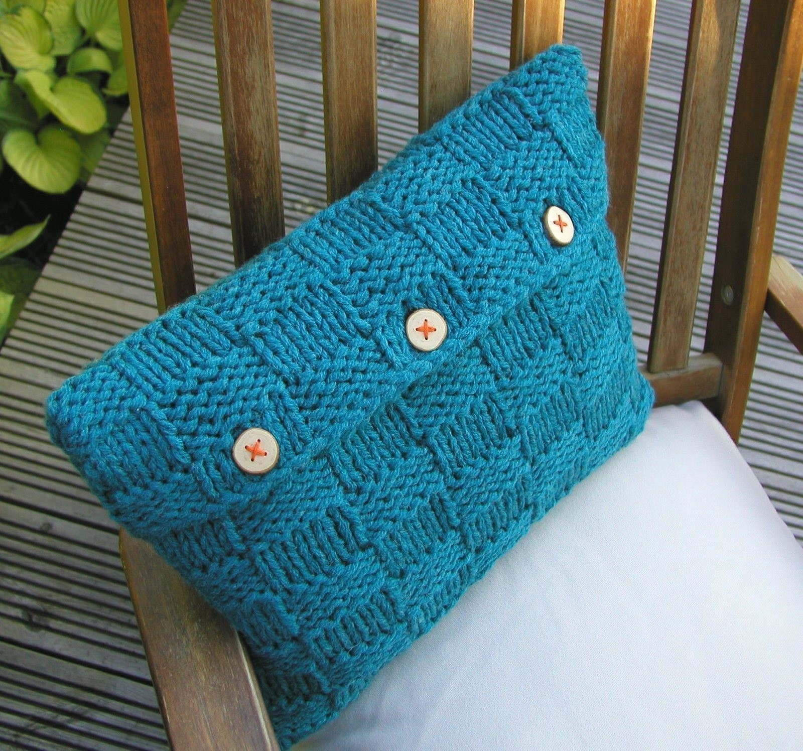 Free Cushion Cover Knitting Pattern Checkerboard Cushion Cover How To Stitch A Knit Or Crochet Cushion
