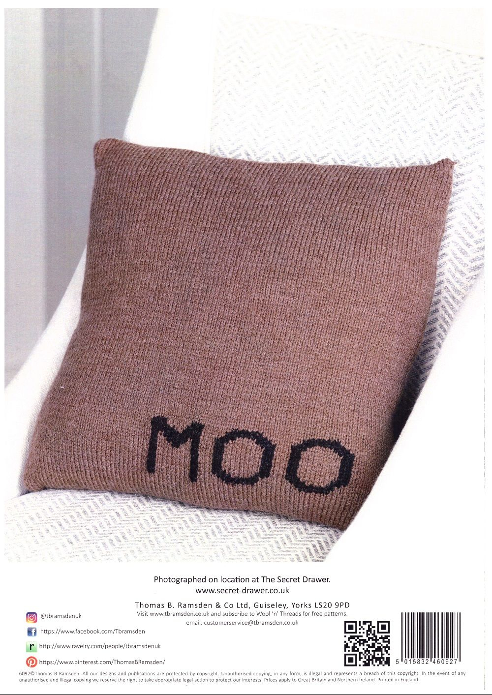 Free Cushion Knitting Patterns Wendy Cow Cushion Knitting Pattern In With Wool Dk 6092