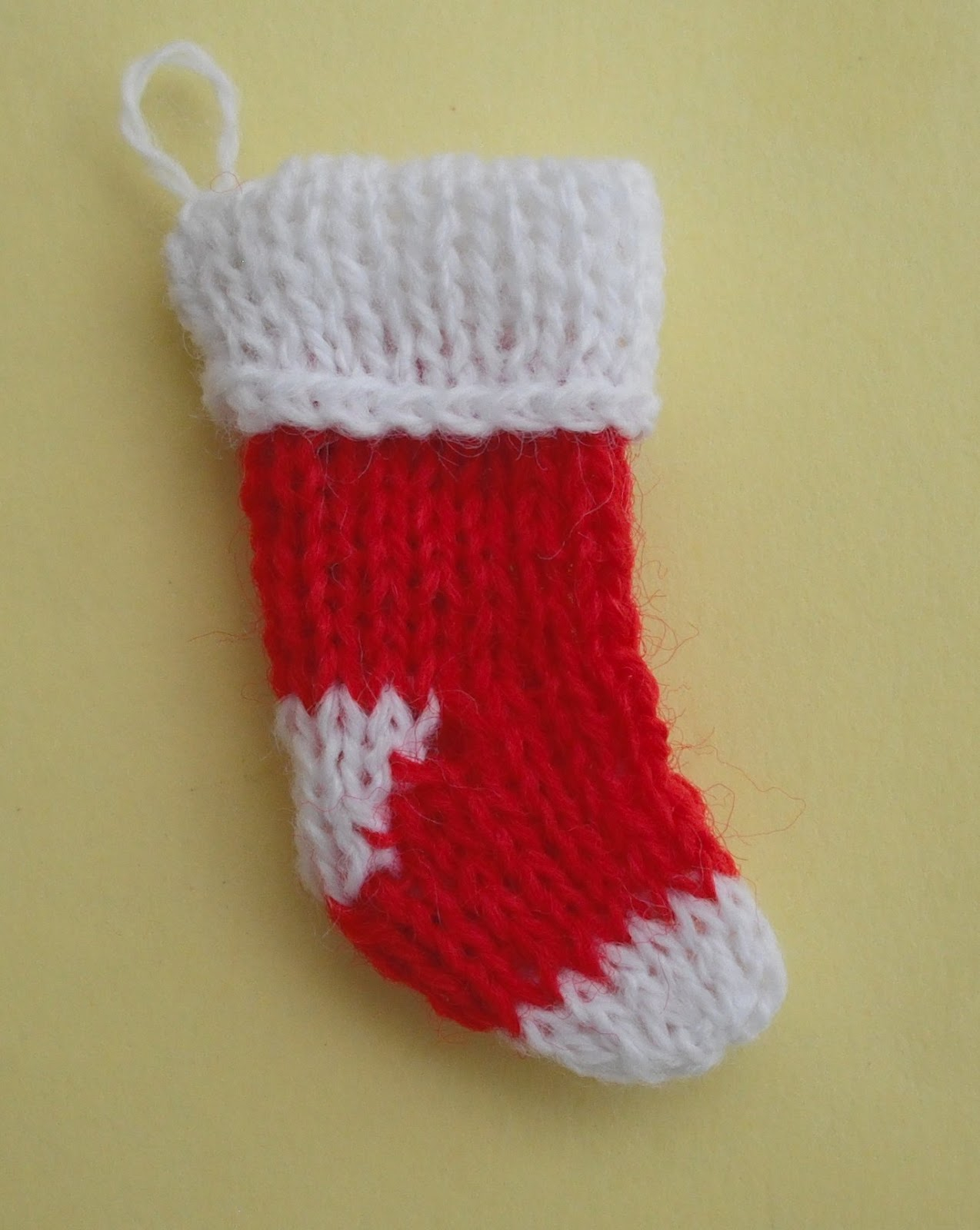 Free Knit Christmas Stocking Pattern Bitstobuy Free Pattern For A 12th Scale Dolls House Miniature