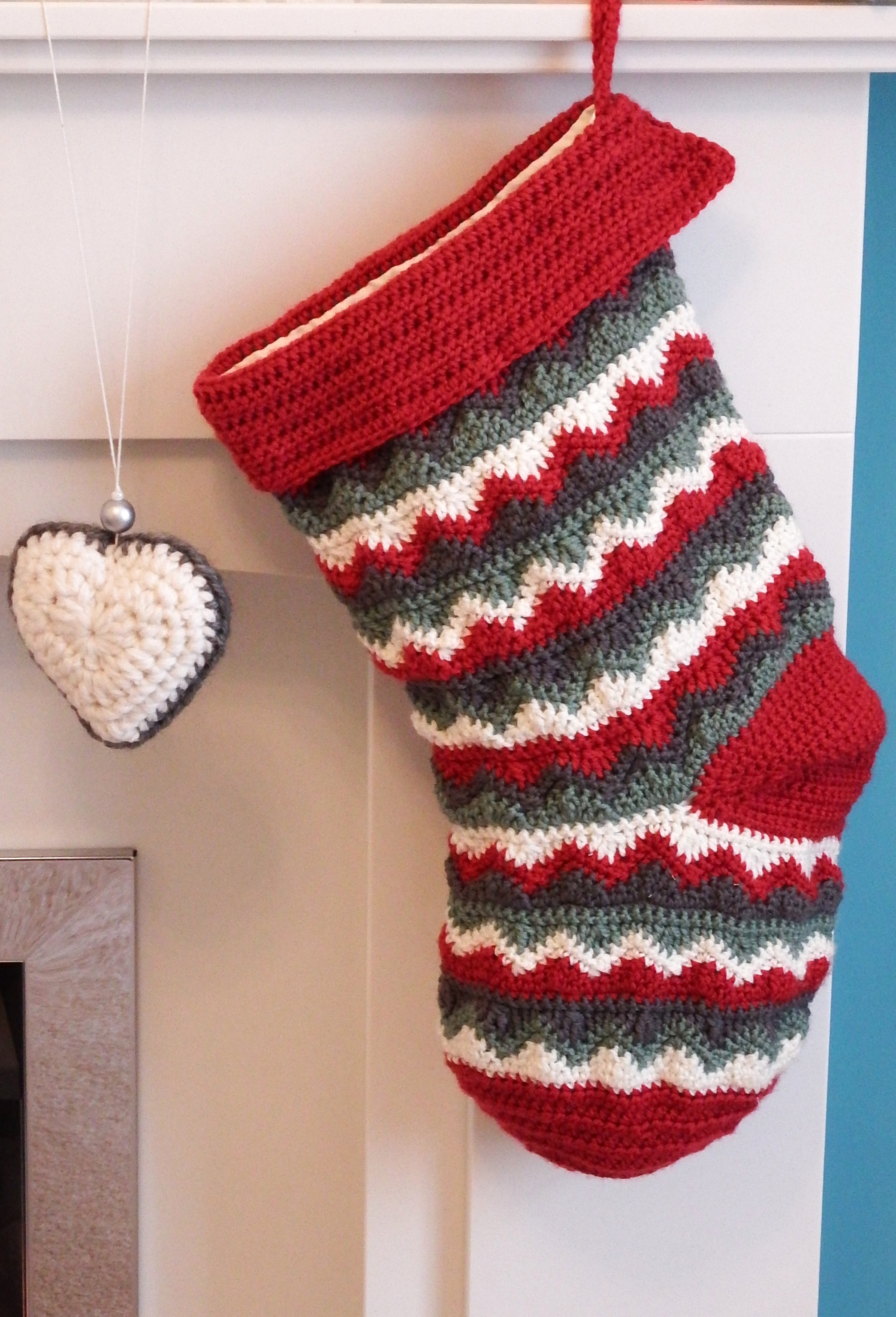 Free Knit Christmas Stocking Pattern Christmas Stocking Make My Day Creative