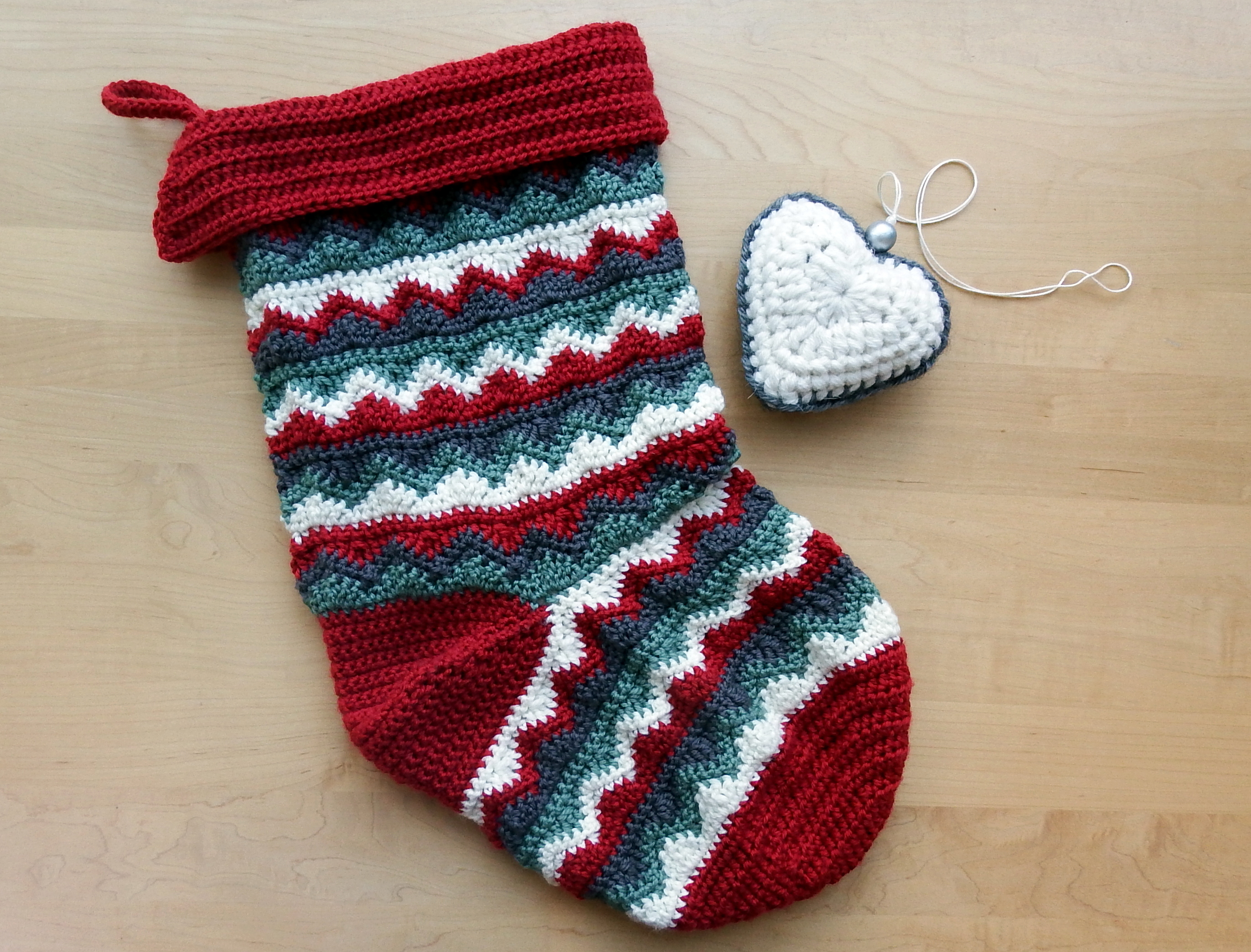 Free Knit Christmas Stocking Pattern Christmas Stocking Make My Day Creative