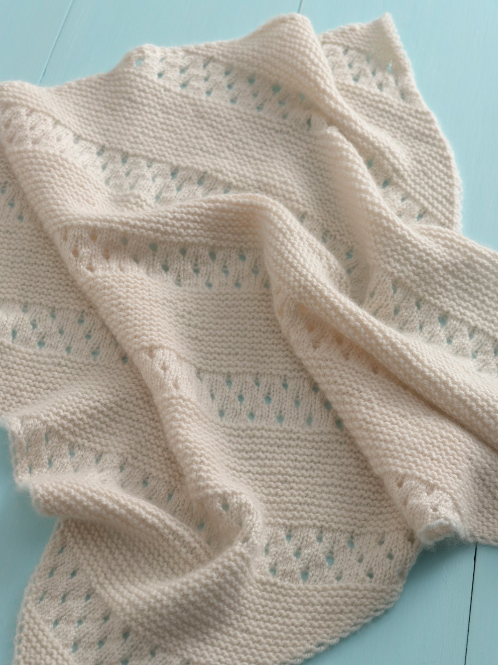 Free Knitted Baby Shawl Patterns Treasured Heirloom Ba Blanket Free Knit Pattern Styles Idea