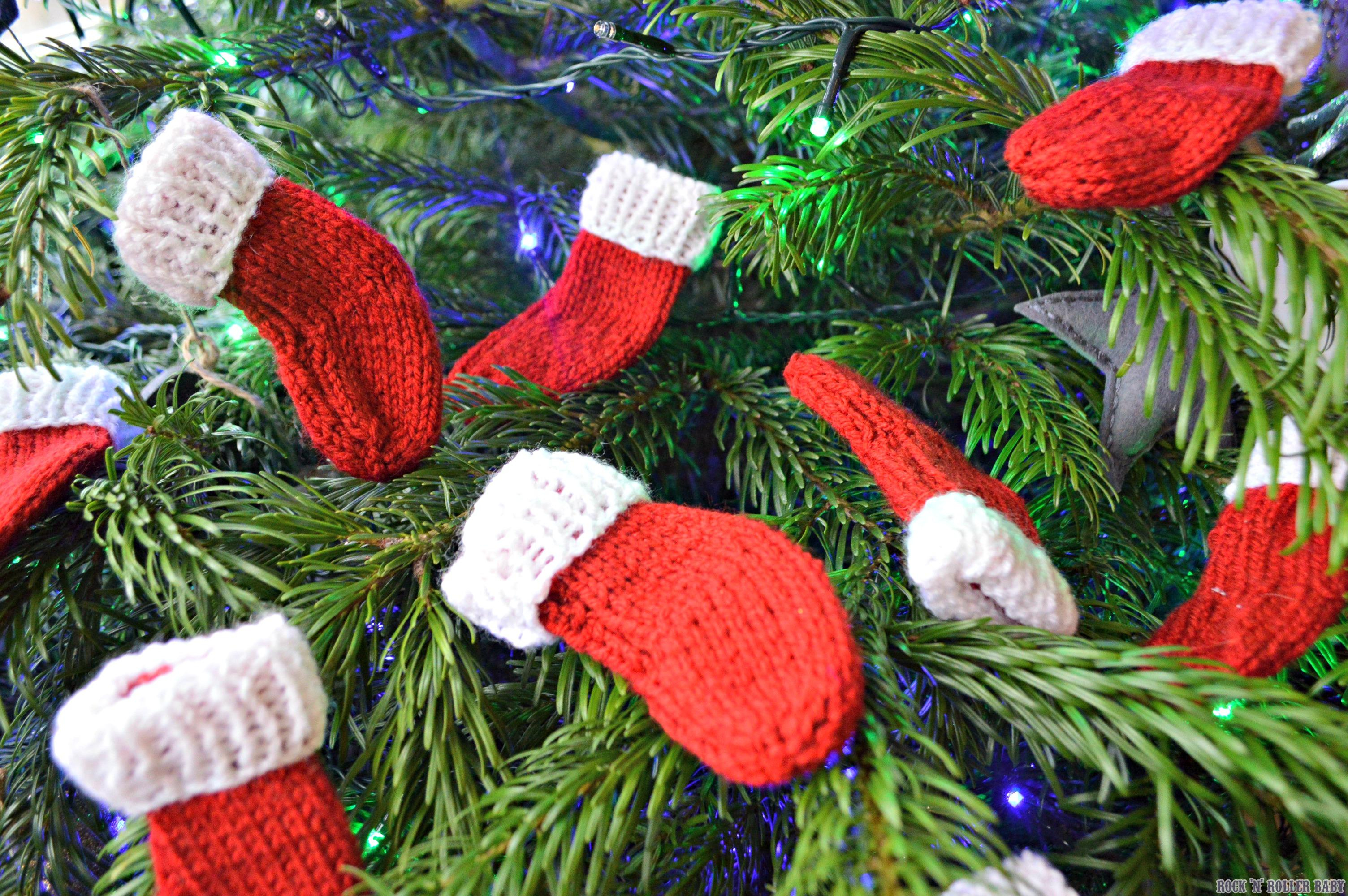 Free Knitted Christmas Tree Decorations Patterns Mini Christmas Stockings Free Knitting Pattern Rocknrollerba