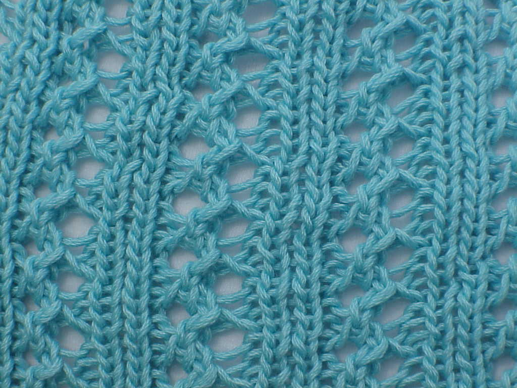 Free Lace Scarf Knitting Pattern Kriskrafter Free Knitting Pattern Wiggle Lace Scarf