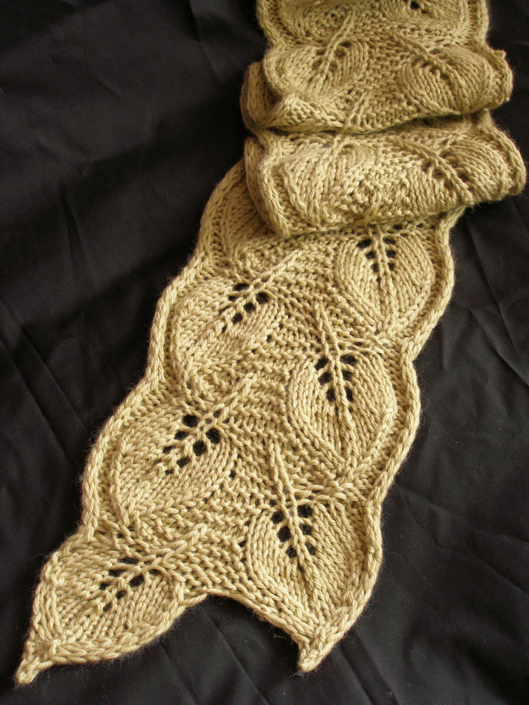 Free Lace Scarf Knitting Pattern Leaf Lace Knitting Patterns In The Loop Knitting