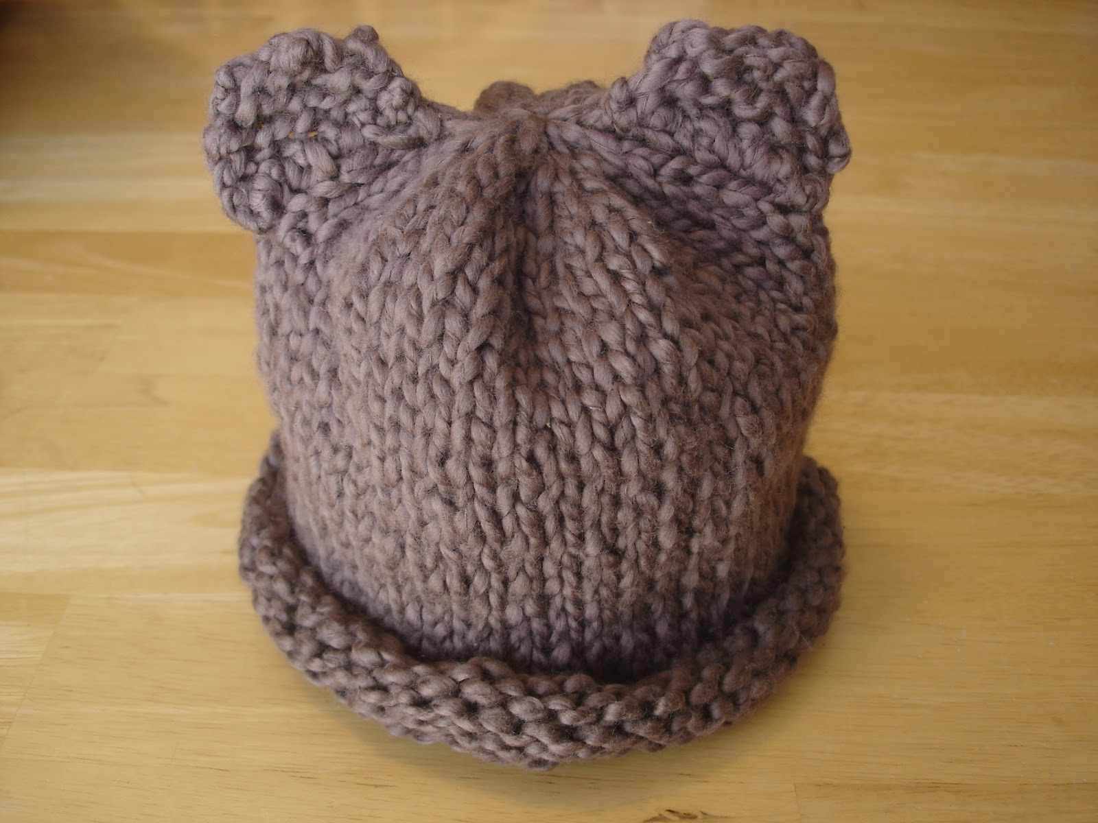 Free Newborn Knitting Patterns Fiber Flux Free Knitting Pattern Bear Hat For The Rest Of Us