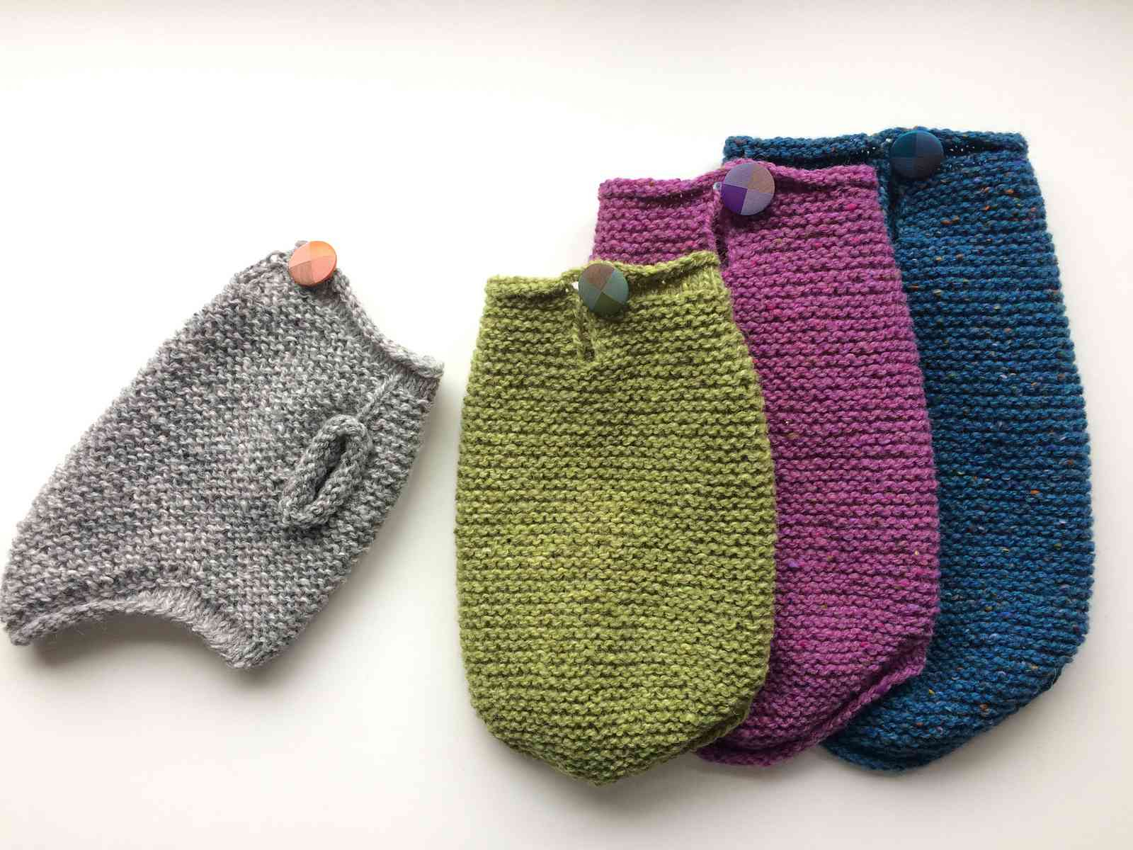 Free Sweater Patterns To Knit 12 Dog Sweaters And Other Knitting Patterns For Pups