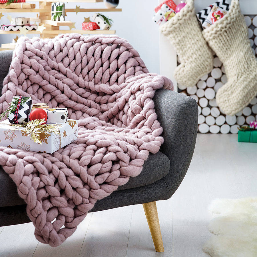 Hand Knitted Throw Patterns Welcombe Chunky Hand Knitted Throw