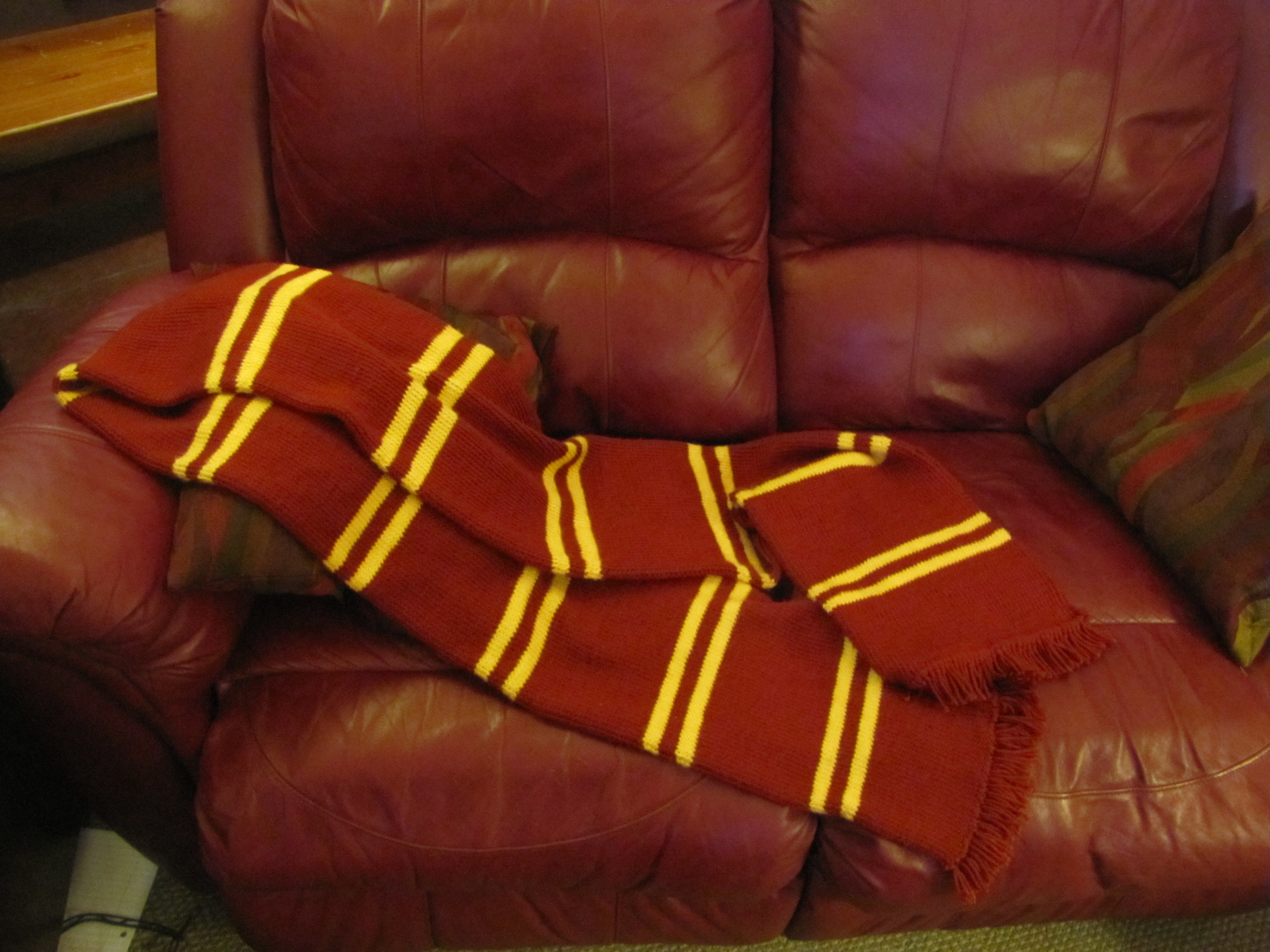 Hogwarts House Scarf Knitting Pattern Harry Potter Prisoner Of Azkaban Gryffindor Scarf The Come And Go Room