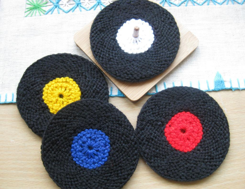 Knit Circle Pattern Show Off Your Music Obsession With Music Knitting Patterns