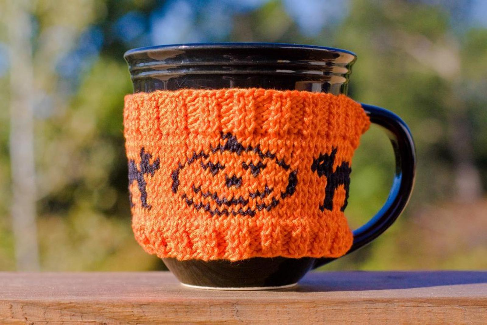 Knit Coffee Cup Sleeve Pattern Creepy Cute Halloween Knitting Patterns