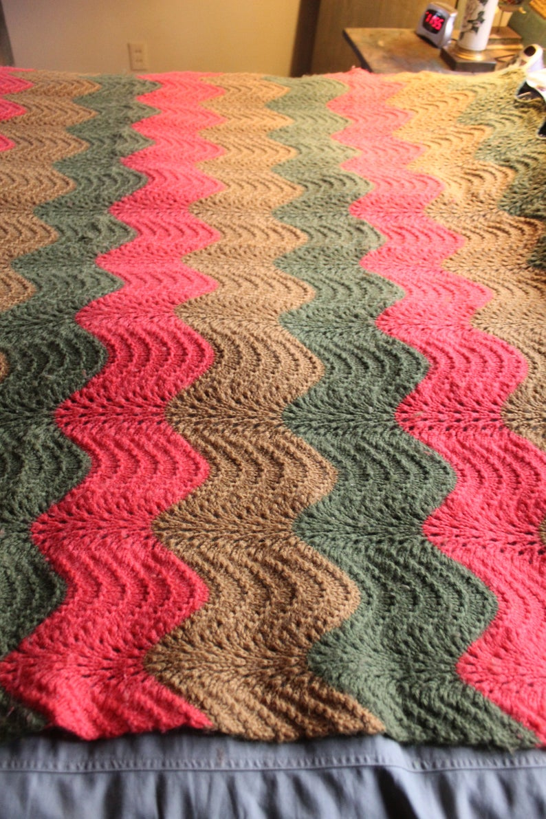 Knit Zig Zag Pattern Vintage Handmade Crochet Knit Zigzag Afghanthrow Watermelon Caramel Moss Green