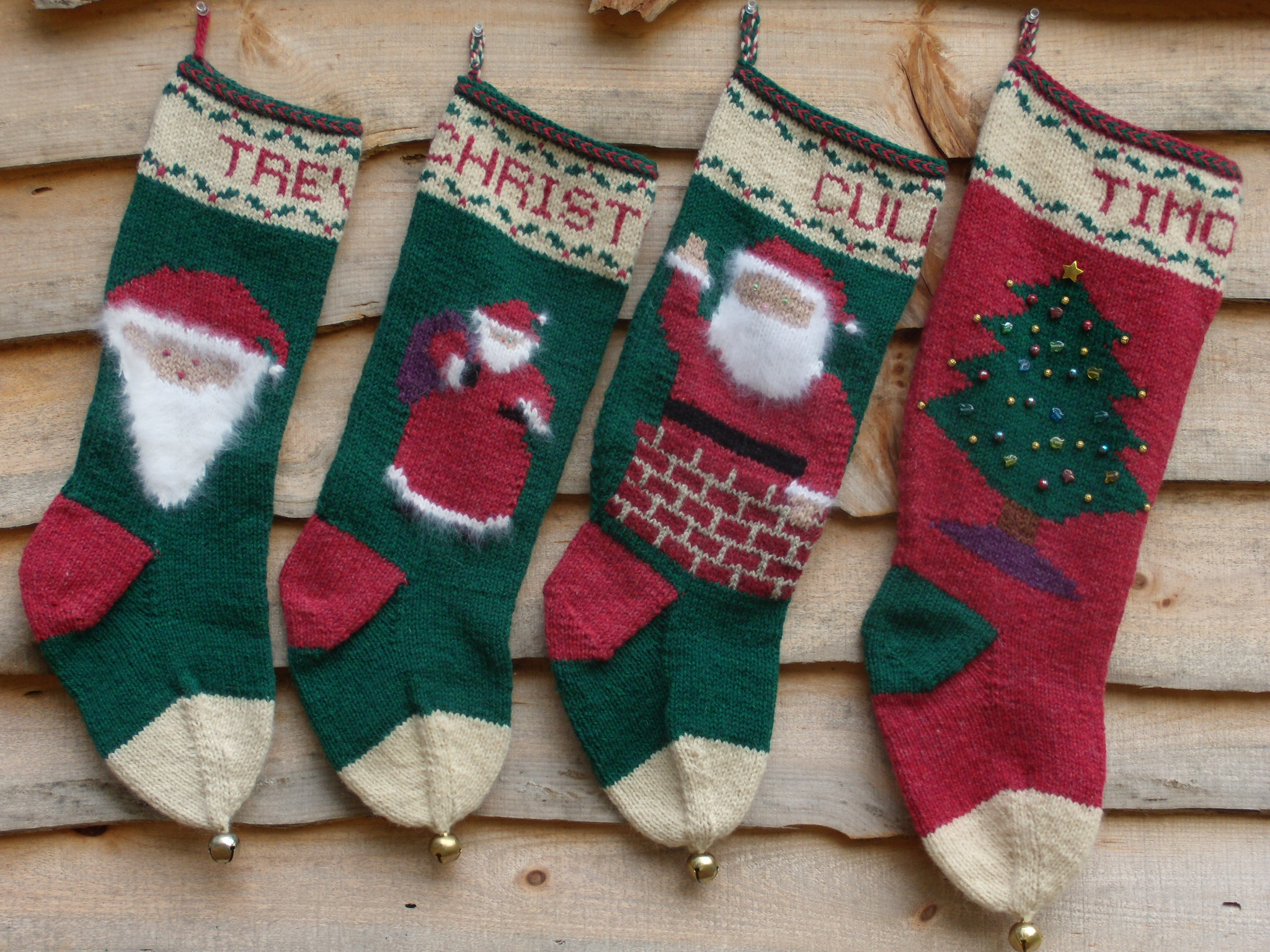Knitted Christmas Stocking Patterns Personalized Who Made Your Christmas Stockings Halcyon Yarn Blog Halcyon Yarn