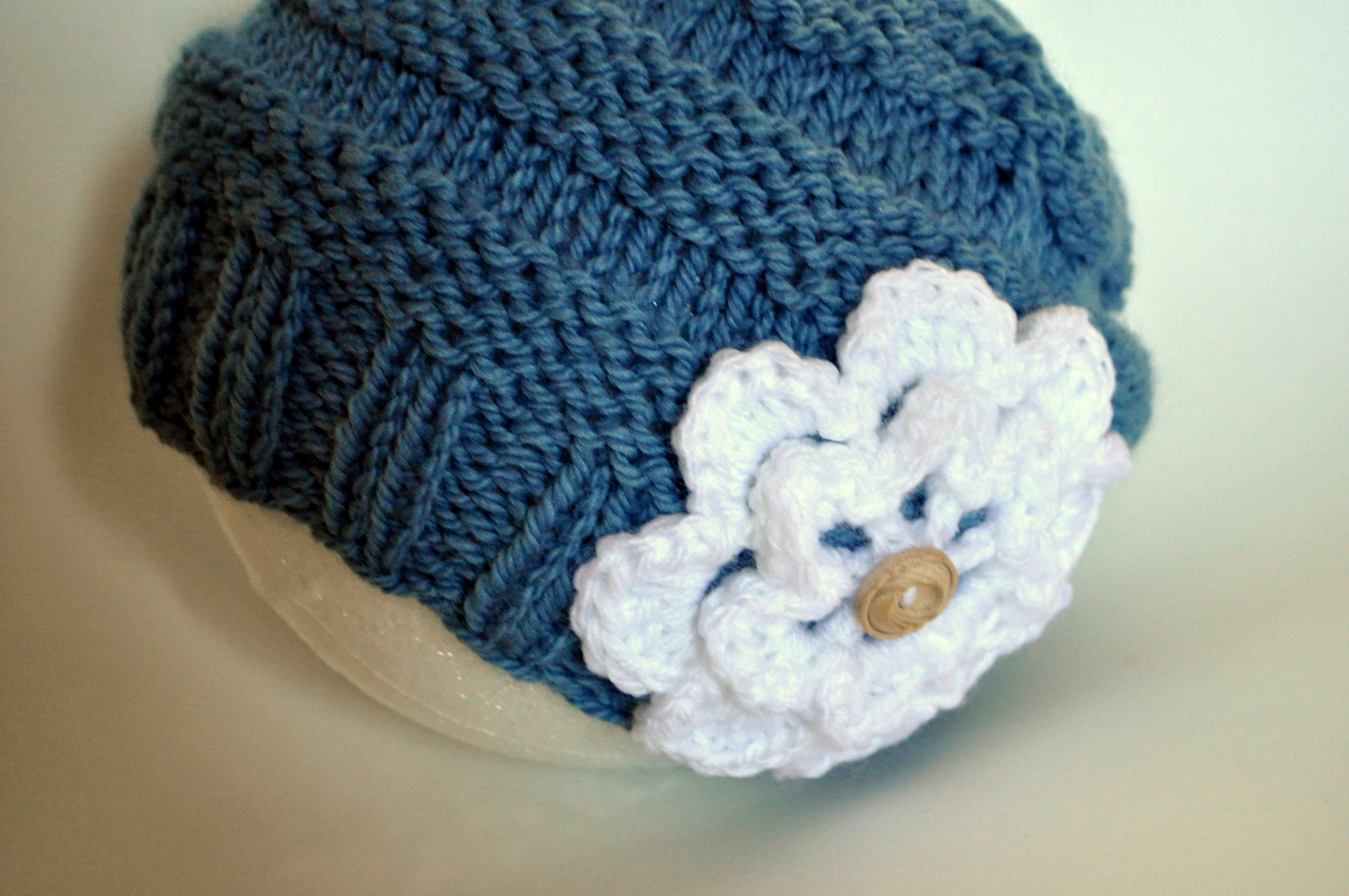 Knitted Flower Patterns Free Free Pattern Knit Slouch Flowered Hat Classy Crochet