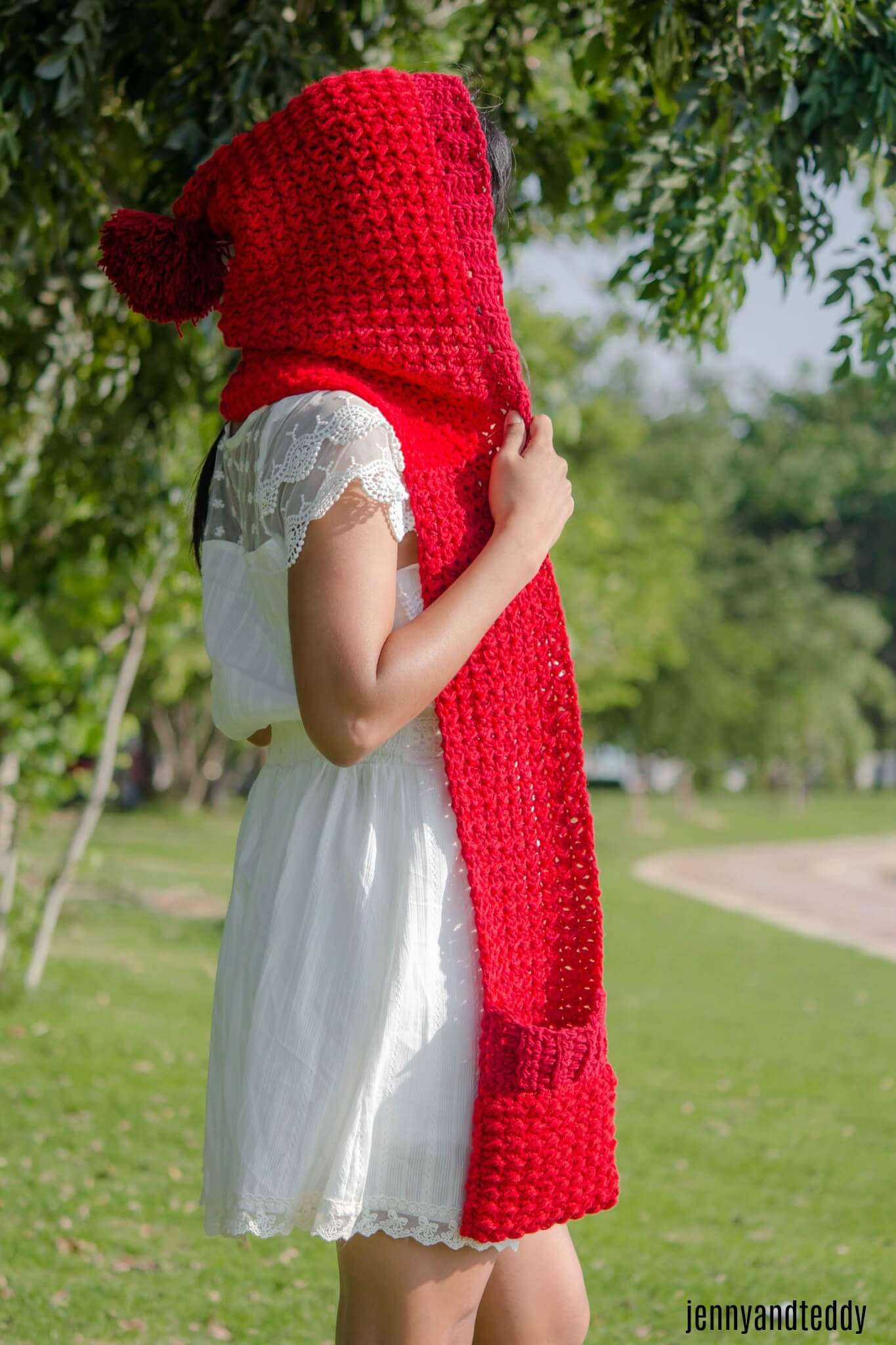 Knitted Hooded Scarf With Pockets Pattern The Red Riding Hood Pocket Scarf Free Crochet Pattern