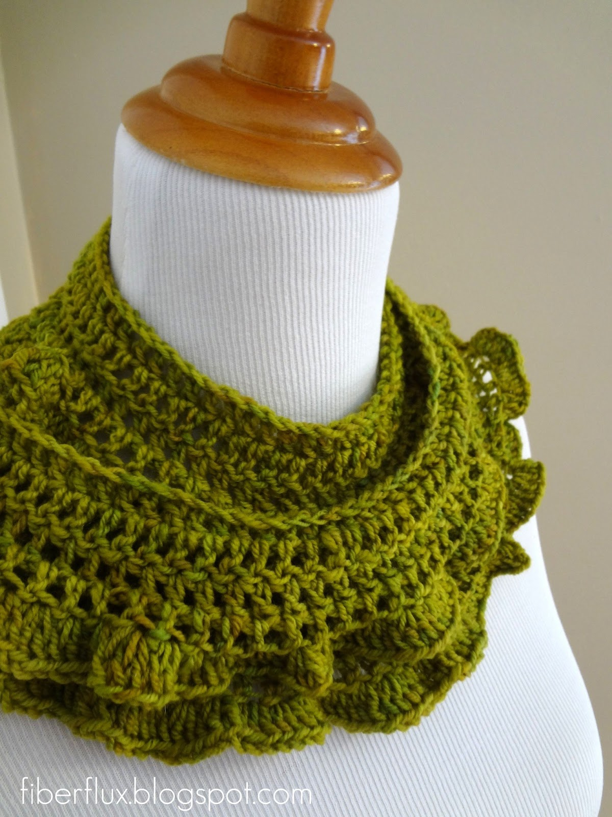 Knitted Ruffle Scarf Pattern Fiber Flux Arugula Scarf Free Crochet Pattern Video