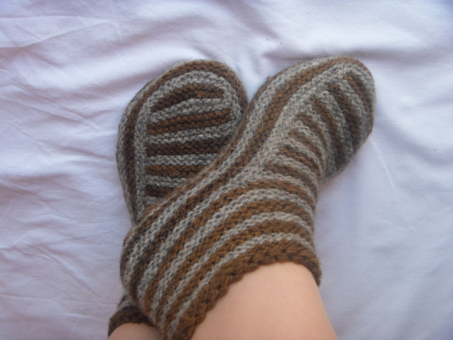 Knitted Slipper Patterns Adult Slippers Pattern Knitting Patterns Knit Slipper Pattern Knitted Slippers Knit Sliper Sock Slipper Sock Pattern Kids Slippers Pattern