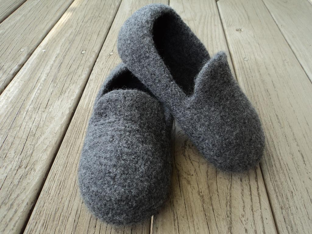 Knitted Slipper Patterns Warm Your Toes With 6 Knitted Wooly Slipper Patterns