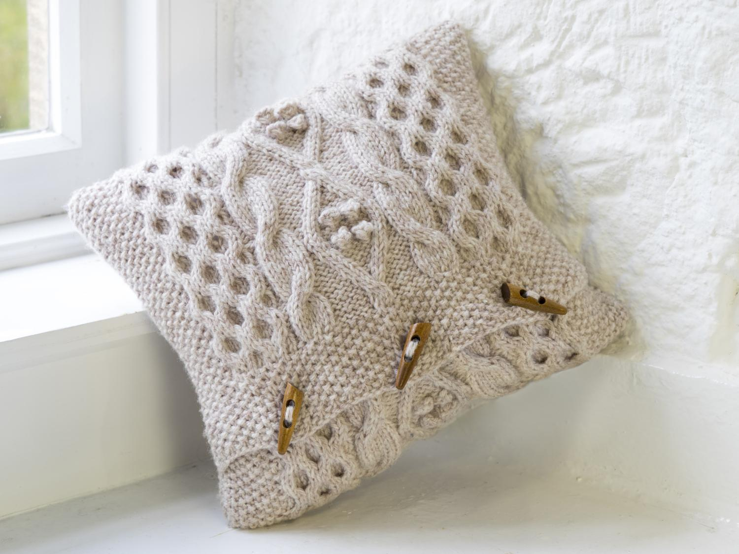 Knitting Pattern For Cushion Cover With Cables Cable Cushion Cover Aran Pattern