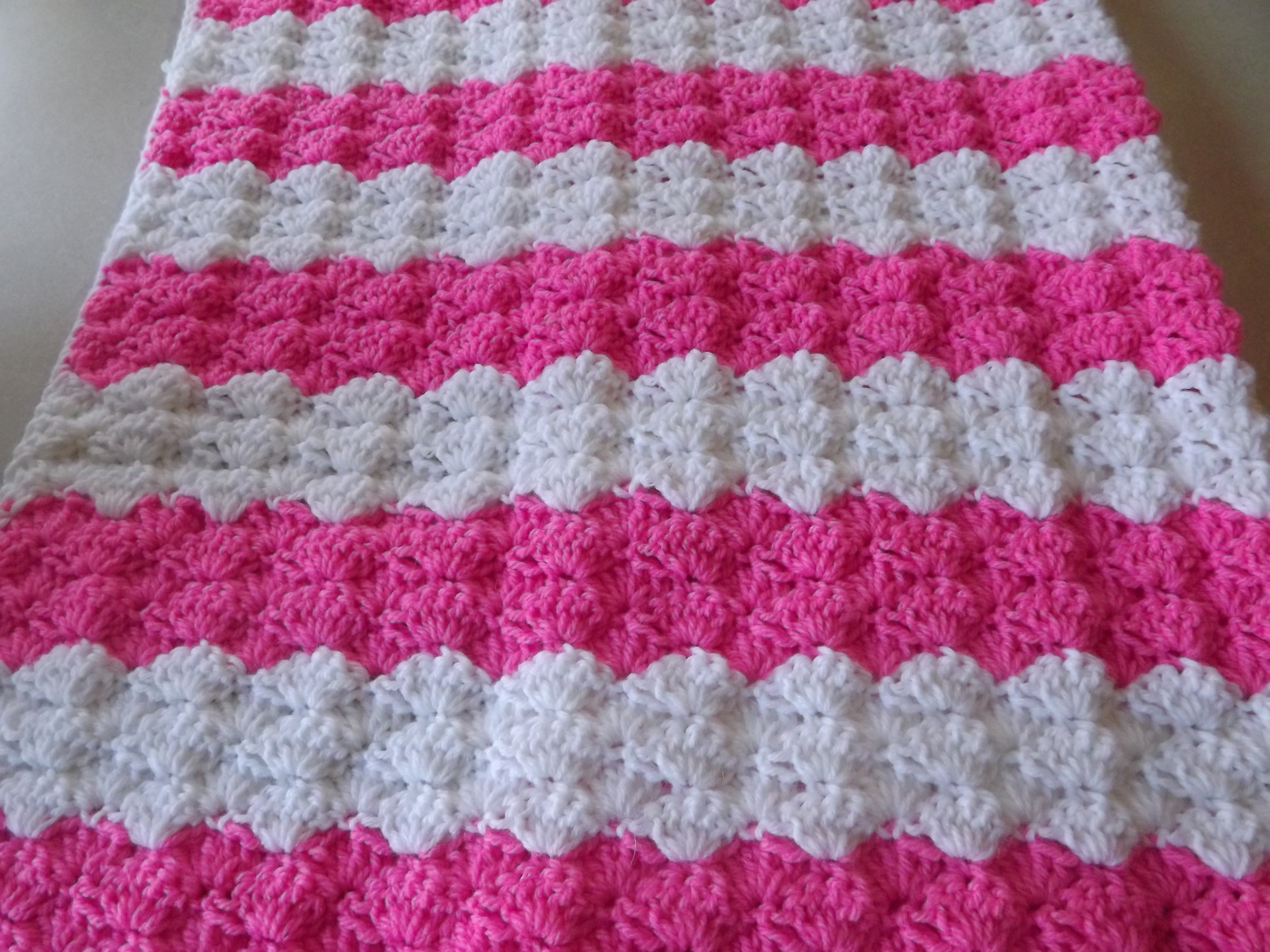 Knitting Patterns For Baby Blankets Free Free Crochet Patterns For Ba Blankets Pretty Shells Crochet And