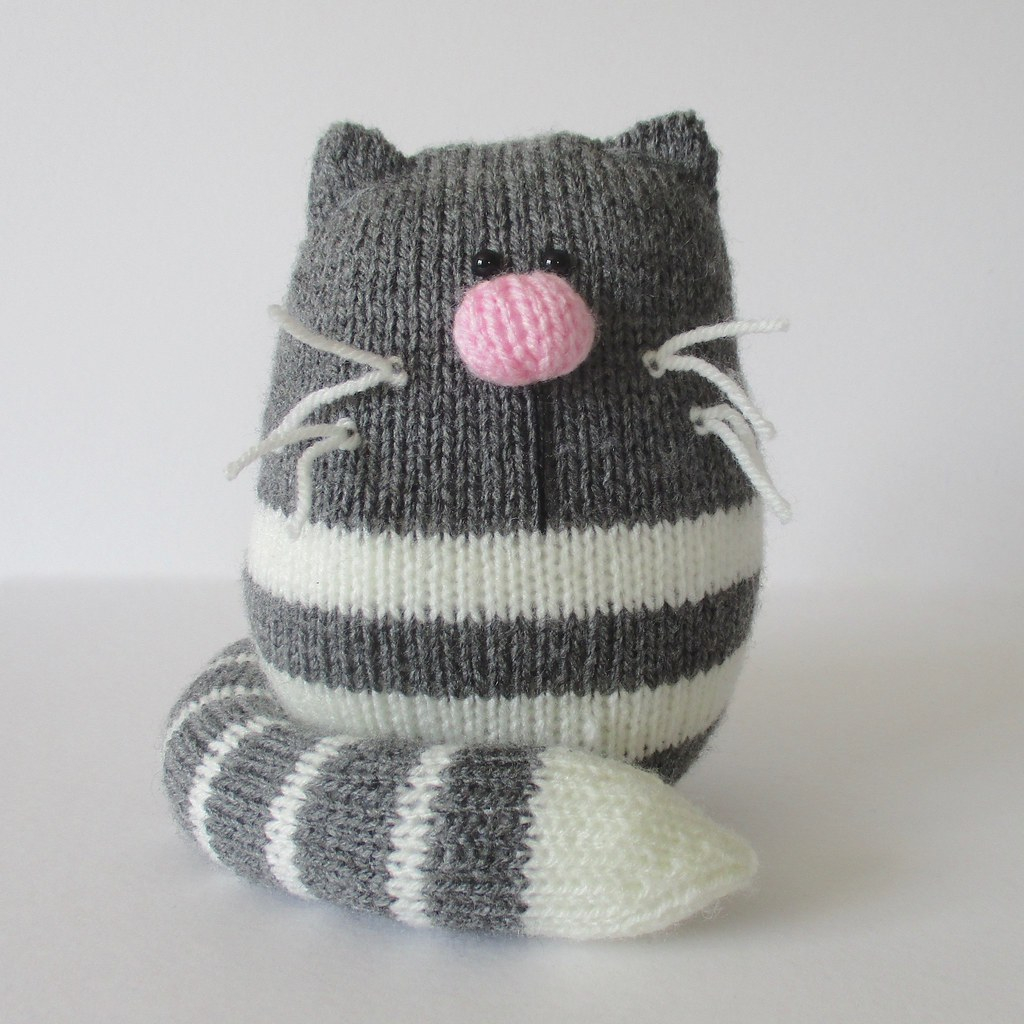 Knitting Patterns For Cat Toys The Worlds Best Photos Of Handknitting And Toy Flickr Hive Mind