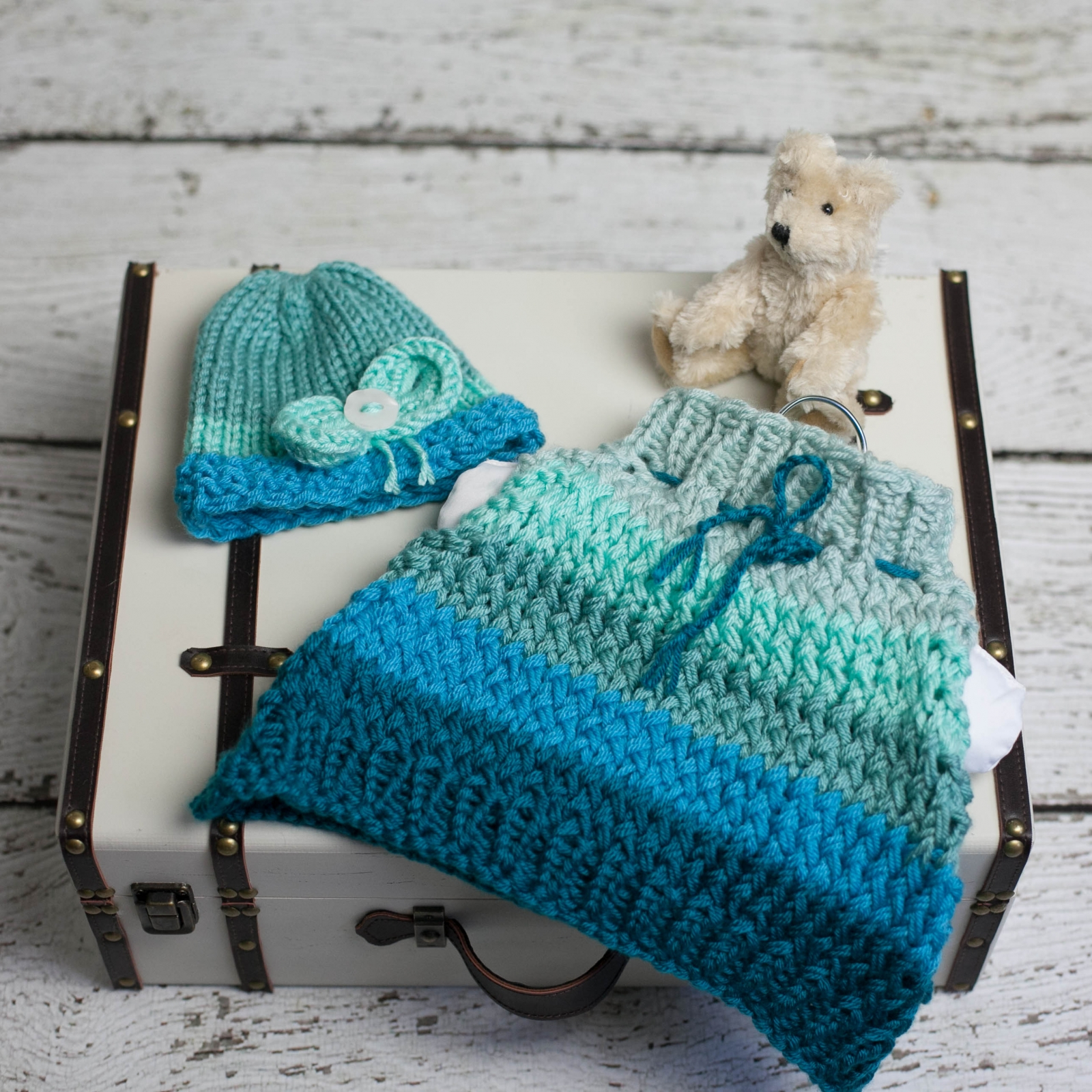 Knitting Patterns Newborn Loom Knit Poncho Hat Set Pattern For Newborn Ba Cape Hat With Bow Ombre Color Loom Knitting Pattern Pdf