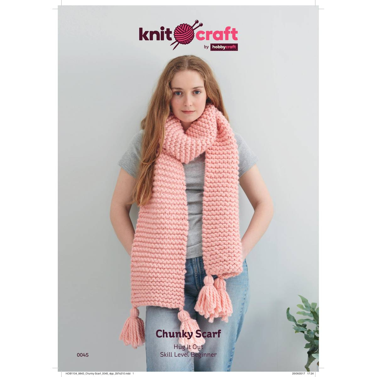 Knitting Scarf Pattern For Beginners Free Free Pattern Knitcraft Hug It Out Chunky Scarf 0045 Hobcraft