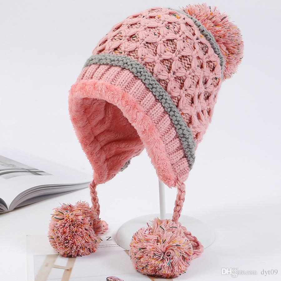 Ladies Knitted Hat Patterns Autumn And Winter New Color Matching Pineapple Flower Yarn Student Hat Ladies Wild Korean Version Plus Velvet Knit Hat