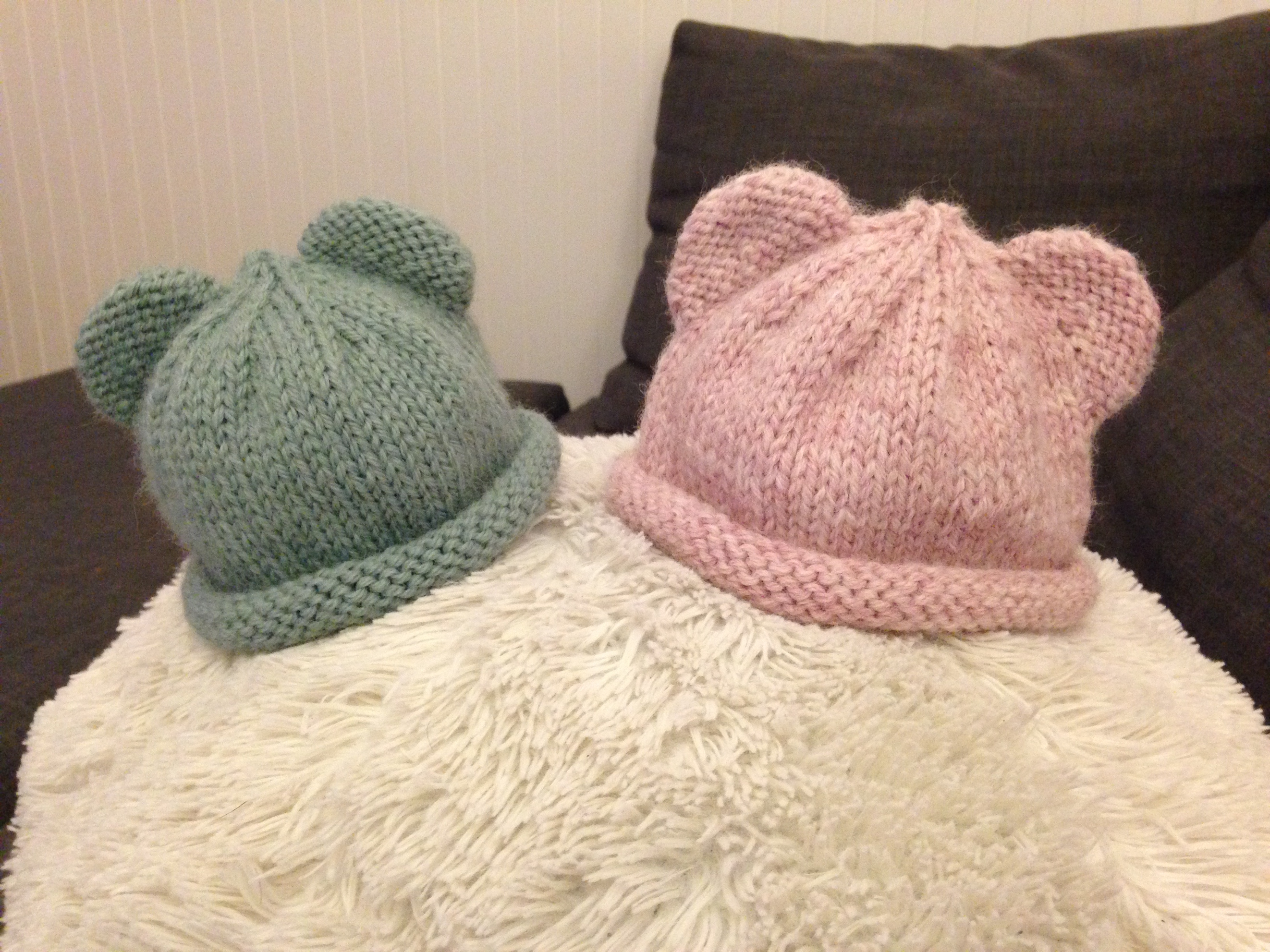 Newborn Knit Hat Pattern Free Cute Ba Bear Hat Pattern Review Yarn Compulsion