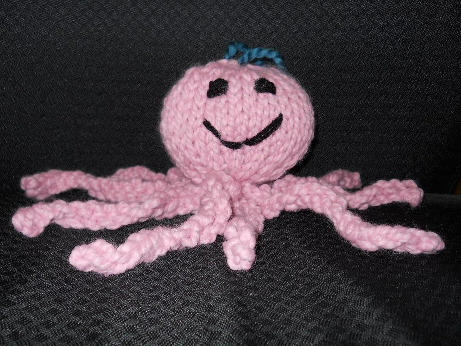 Octopus Knitting Pattern The Knit Octopus For Babies The Latest And Greatest Way To Give Back