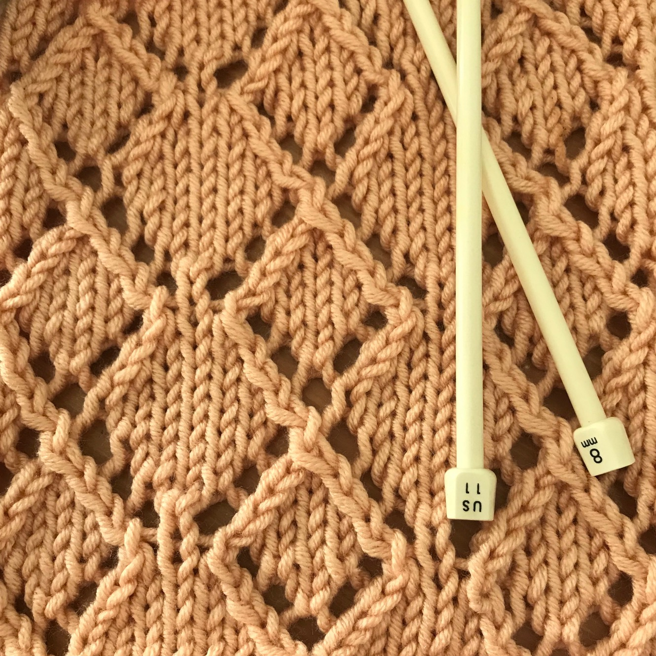 Pattern Knit Knit This Stitch Diamond Lace The Lion Brand Notebook