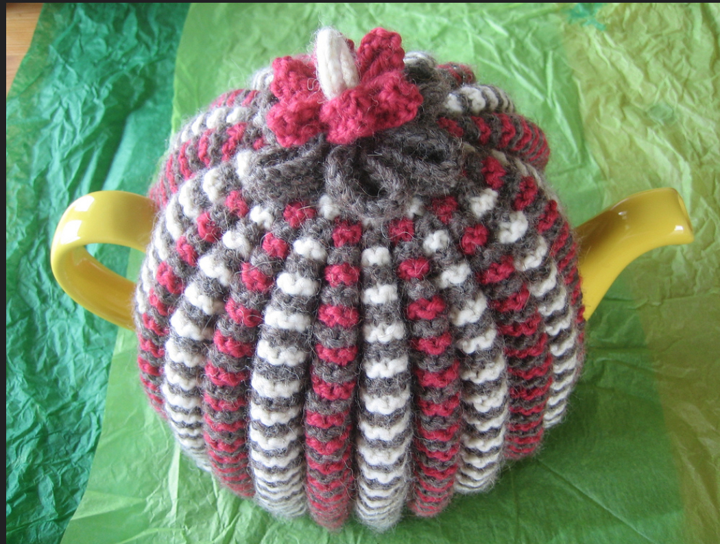 Patterns For Knitted Tea Cosies Made It Keep The Pot Hot Free Knitting Patterns For Tea Cosies