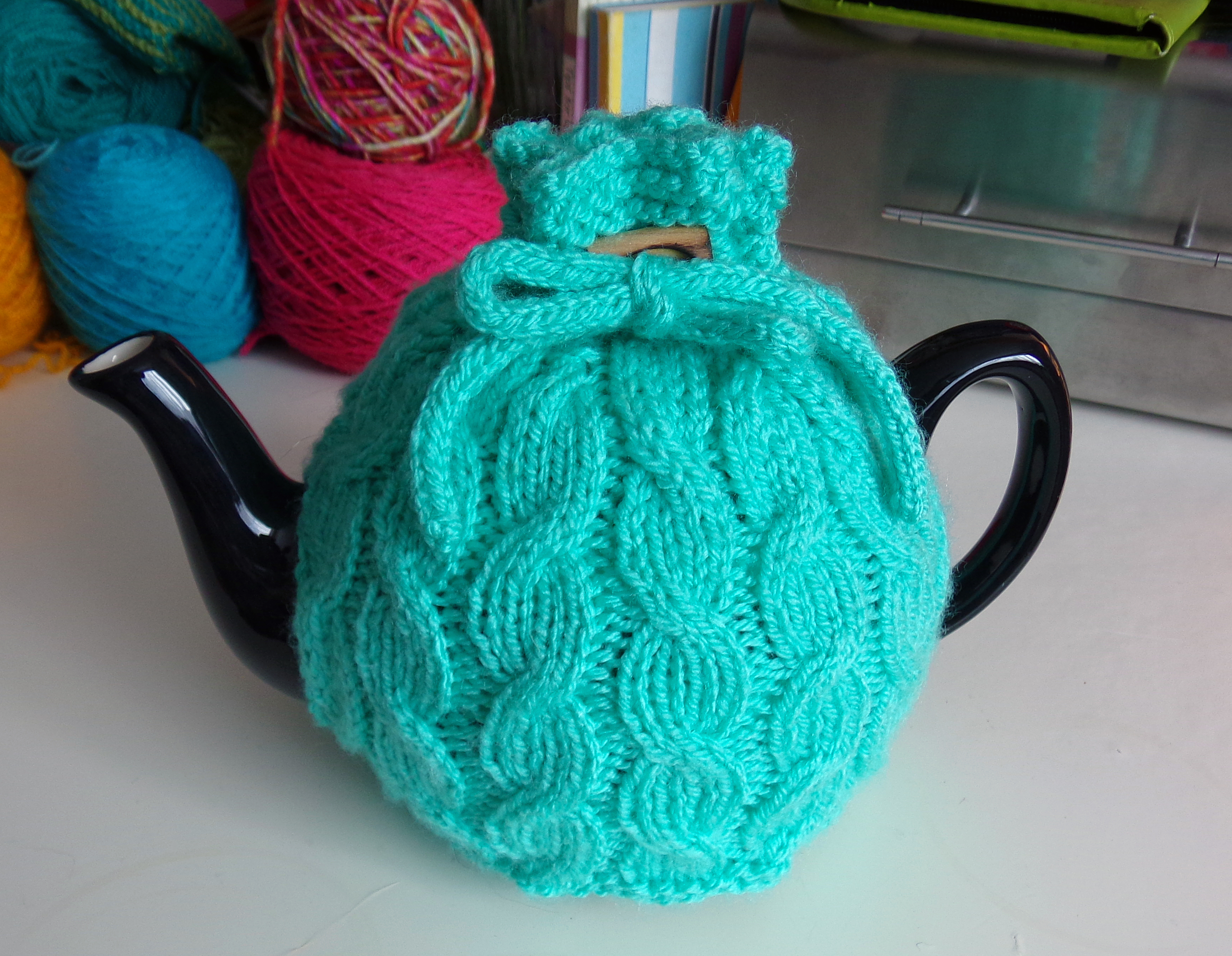 Patterns For Knitted Tea Cosies Three Free Tea Cosy Patterns Reviewed Or Why Tea Pots Are Better