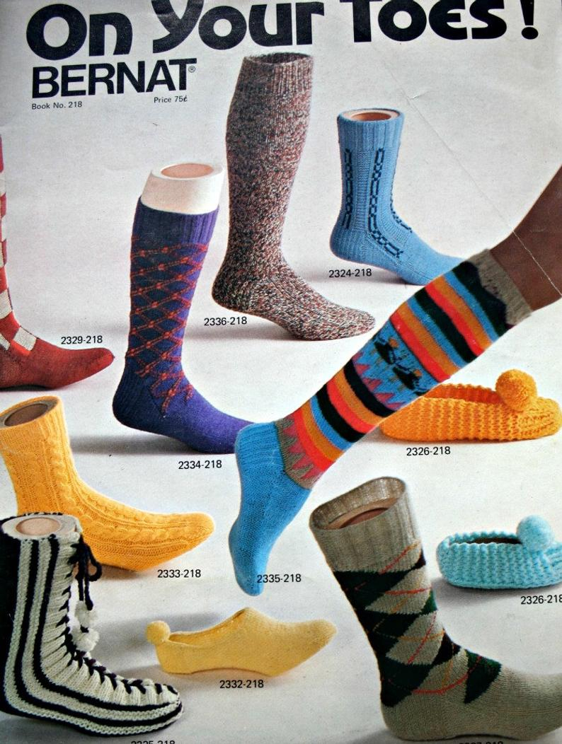 Toe Socks Knitting Pattern Socks Knitting And Crochet Patterns On Your Toes Bernat 218 Slippers Christmas Stocking Toe Socks Paper Original Not Pdf