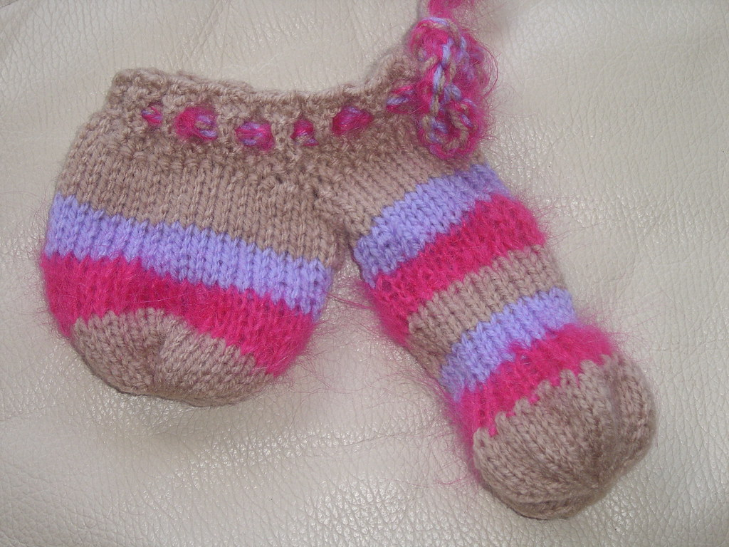 Willie Warmer Knitting Pattern Free Willy Warmer For Breast Cancer Raffle Knitted As A Novelty Flickr
